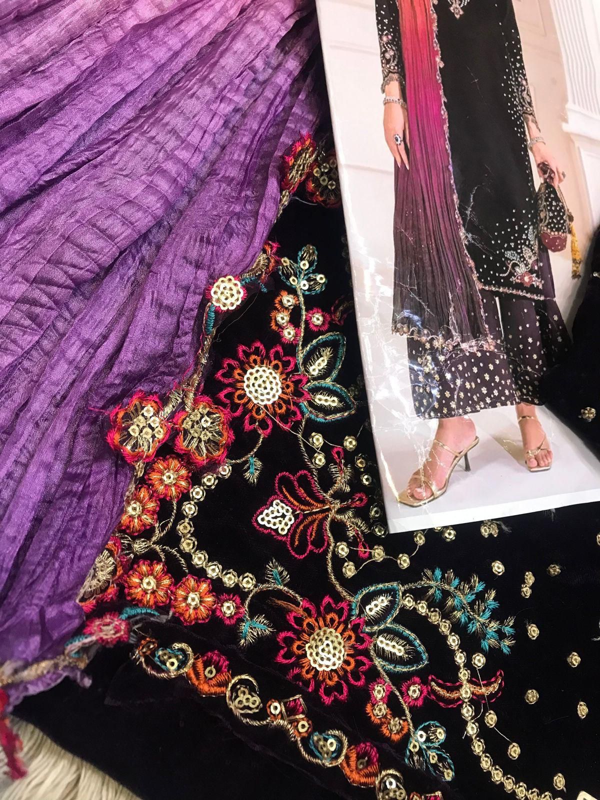 Baroque Luxury Velvet Article