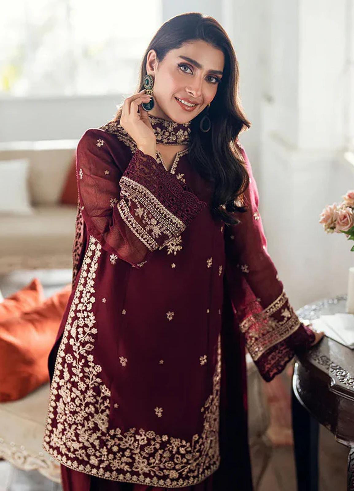 AZURE chiffon thread embroidered &amp; dhanak embroiderd shawl unstitced 3pc