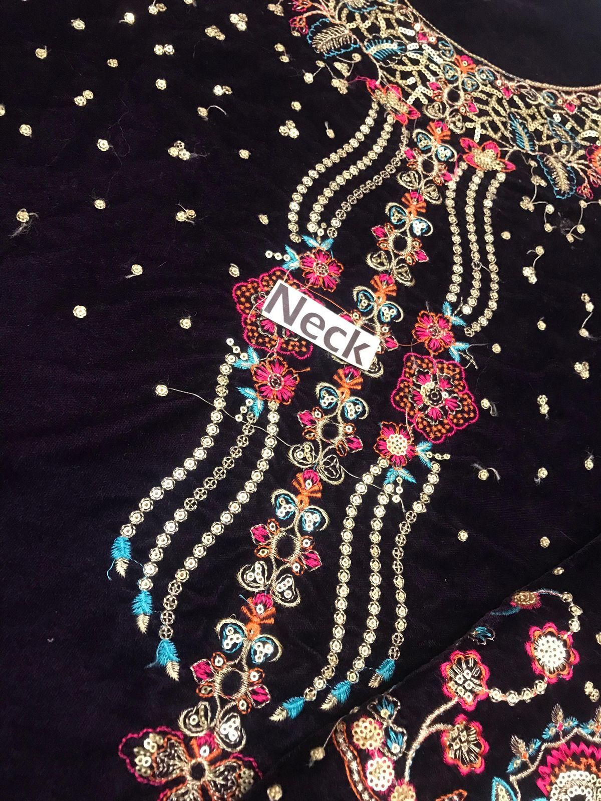 Baroque Luxury Velvet Article